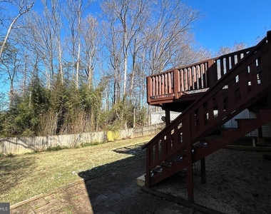 15006 Nebraska Lane - Photo Thumbnail 4