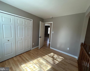 15006 Nebraska Lane - Photo Thumbnail 11