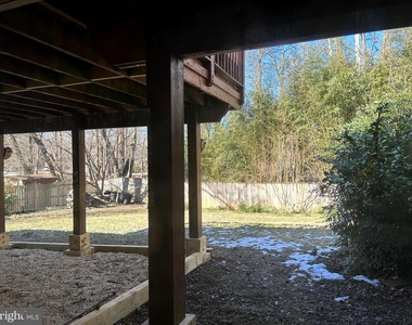 15006 Nebraska Lane - Photo Thumbnail 5