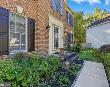 1403 Peartree Lane - Photo Thumbnail 4