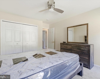 1403 Peartree Lane - Photo Thumbnail 28