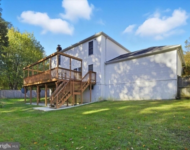 1403 Peartree Lane - Photo Thumbnail 38