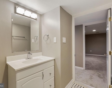 4411 Reamy Drive - Photo Thumbnail 21