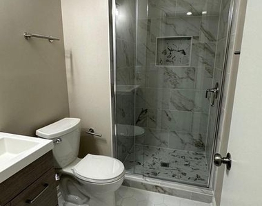 12308 Sandy Point Court - Photo Thumbnail 7