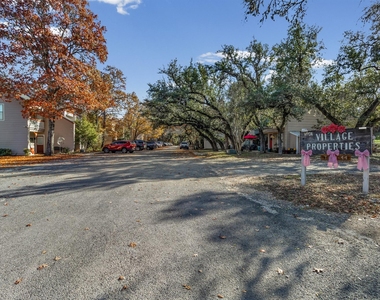 24 Marina Cir - Photo Thumbnail 10