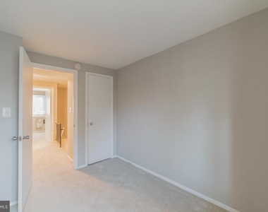 9349 Reader Lane - Photo Thumbnail 23