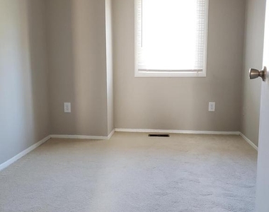 9349 Reader Lane - Photo Thumbnail 21