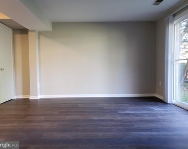9349 Reader Lane - Photo Thumbnail 24