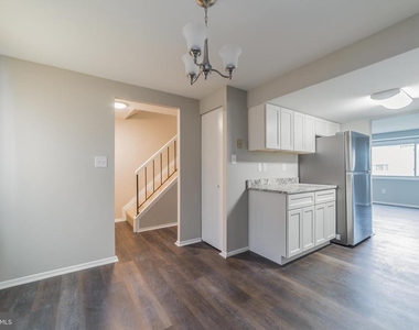 9349 Reader Lane - Photo Thumbnail 10