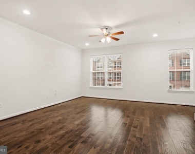 8001 Alchemy Way - Photo Thumbnail 13