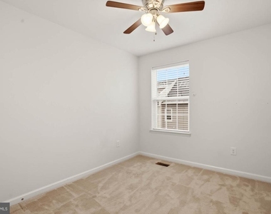 8001 Alchemy Way - Photo Thumbnail 23