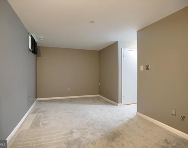 618 Milford Court - Photo Thumbnail 14