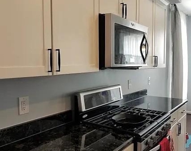 6181 Murray Terrace - Photo Thumbnail 6