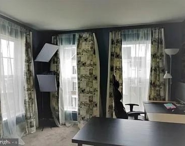 6181 Murray Terrace - Photo Thumbnail 10