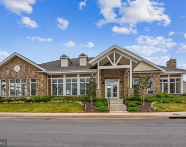 5934 Jefferson Commons Way - Photo Thumbnail 21