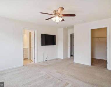 5934 Jefferson Commons Way - Photo Thumbnail 14