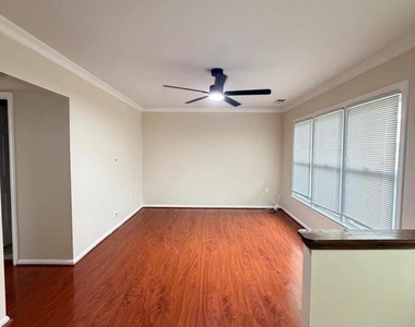 3975 Wintergreen Place - Photo Thumbnail 4