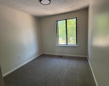 30 Keepsake Place - Photo Thumbnail 2
