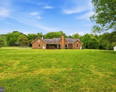 1126 Somerset Lane - Photo Thumbnail 58