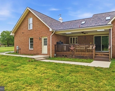 1126 Somerset Lane - Photo Thumbnail 54