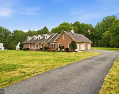 1126 Somerset Lane - Photo Thumbnail 52