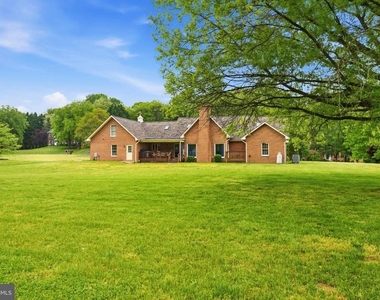 1126 Somerset Lane - Photo Thumbnail 59