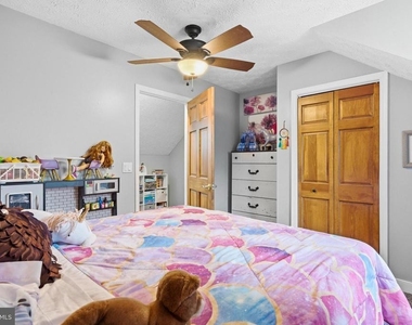 1126 Somerset Lane - Photo Thumbnail 41
