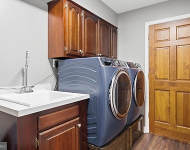 1126 Somerset Lane - Photo Thumbnail 50