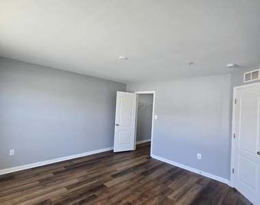 7720 Village Park Drive - Photo Thumbnail 31