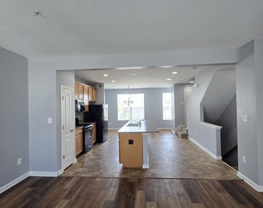 7720 Village Park Drive - Photo Thumbnail 10