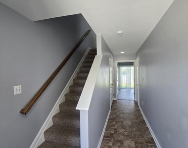 7720 Village Park Drive - Photo Thumbnail 29