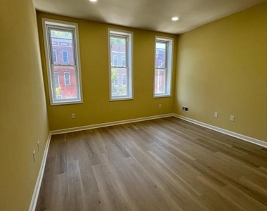 1725 Druid Hill Avenue - Photo Thumbnail 12