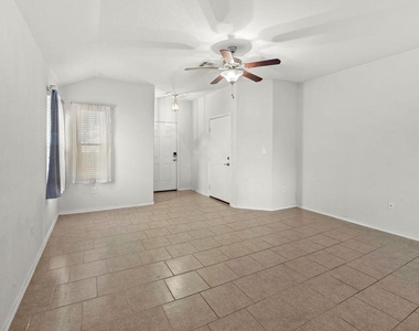 3621 Colorado High Ave - Photo Thumbnail 5