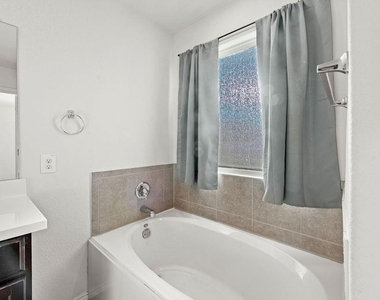 3621 Colorado High Ave - Photo Thumbnail 27