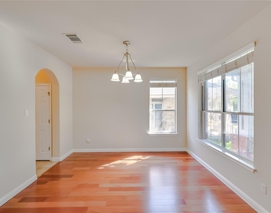 3611 Fossilwood Way - Photo Thumbnail 4