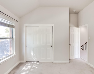 3611 Fossilwood Way - Photo Thumbnail 23