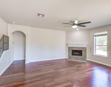 3611 Fossilwood Way - Photo Thumbnail 9