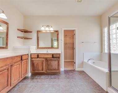 3611 Fossilwood Way - Photo Thumbnail 19