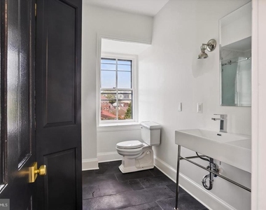191 Prince George Street - Photo Thumbnail 6