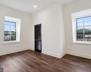 191 Prince George Street - Photo Thumbnail 4