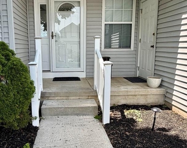 113 Loganberry Lane - Photo Thumbnail 22