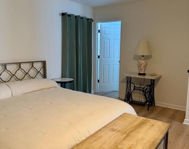 113 Loganberry Lane - Photo Thumbnail 8