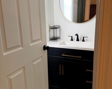 113 Loganberry Lane - Photo Thumbnail 10
