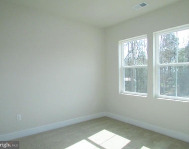 31019 Nikelle Lane - Photo Thumbnail 9