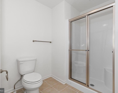 838 Mapleton Avenue - Photo Thumbnail 13