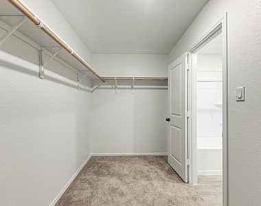 313 Marty Allen Loop - Photo Thumbnail 18