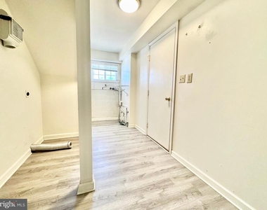 305 Charring Cross Drive - Photo Thumbnail 17
