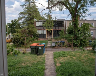 3935 9th Street Ne - Photo Thumbnail 18