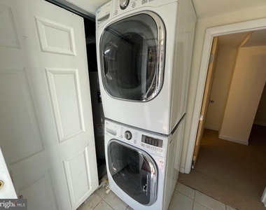 514 Columbia Road Nw - Photo Thumbnail 33