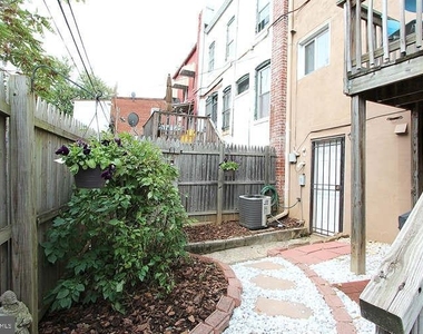 514 Columbia Road Nw - Photo Thumbnail 1